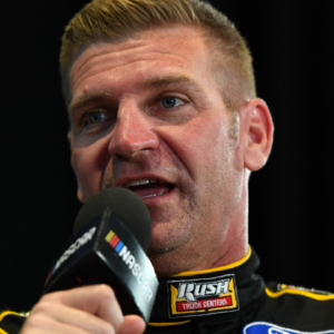 "Put Kyle Busch in it and it wins": Clint Bowyer outlines expectations ahead of NASCAR Truck Series return