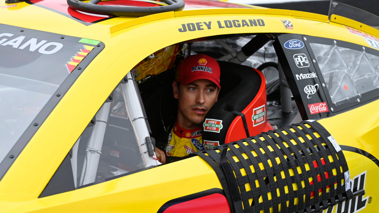 Fact Check: Is Joey Logano's Claim of Being an Underdog in His Championship-Winning Year True?