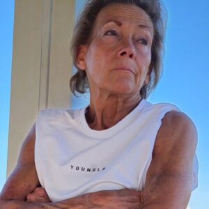 Fitness Icon ‘Granny Guns’ Takes Bodybuilding World by Storm With Before and After Pictures