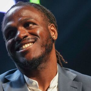 Former Chiefs RB Reveals Going to the “Dark Side” Once Retirement Knocked on His Door