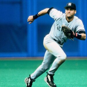 Derek Jeter to Center Field? Yankees Mulled Moving Defensive Liability to Salvage Key Shortstop Position