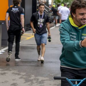 $2.5 Million Aston Martin That Got Commissioned by Fernando Alonso Is Set to Release for Only 38 Buyers