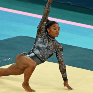 Simone Biles Impresses With Pommel Horse Move in Rehearsal for Gold Over America Tour