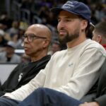 Klay Thompson's Open Run With Oliver Xu Gets Clowned On By NBA Fans