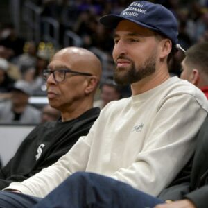 Klay Thompson's Open Run With Oliver Xu Gets Clowned On By NBA Fans