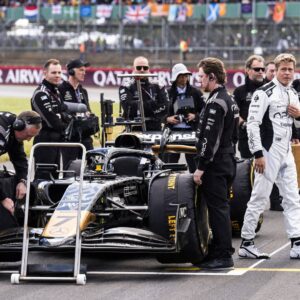 How Did Formula 1 Hide Brad Pitt From British Grand Prix Grid Formation?