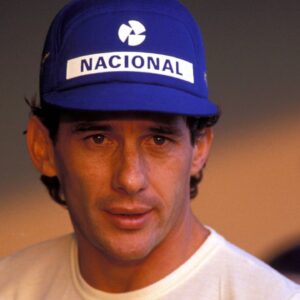When Ayrton Senna Defeated 9 World Champions Driving the Same Car