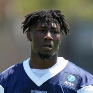 Dallas Cowboys LB Has the Perfect Response to Annoying Troll