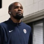 Kevin Durant Uncharacteristically Thanks Fan for Supporting Him