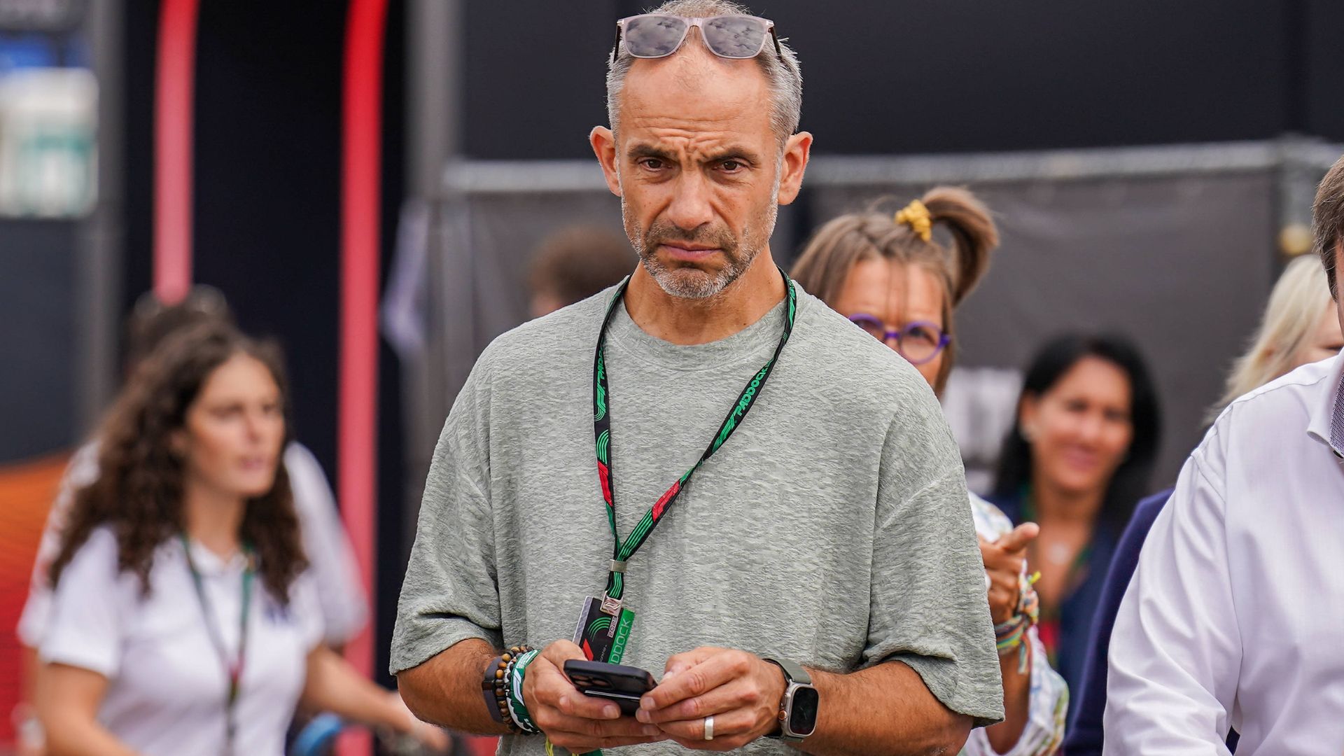 Lando Norris Gets His Father’s Approval to Take out Max Verstappen, Lewis Hamilton Style