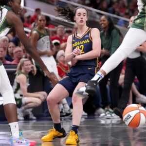 Leading the WNBA in Assists Seemed Impossible to Caitlin Clark Before Joining the League