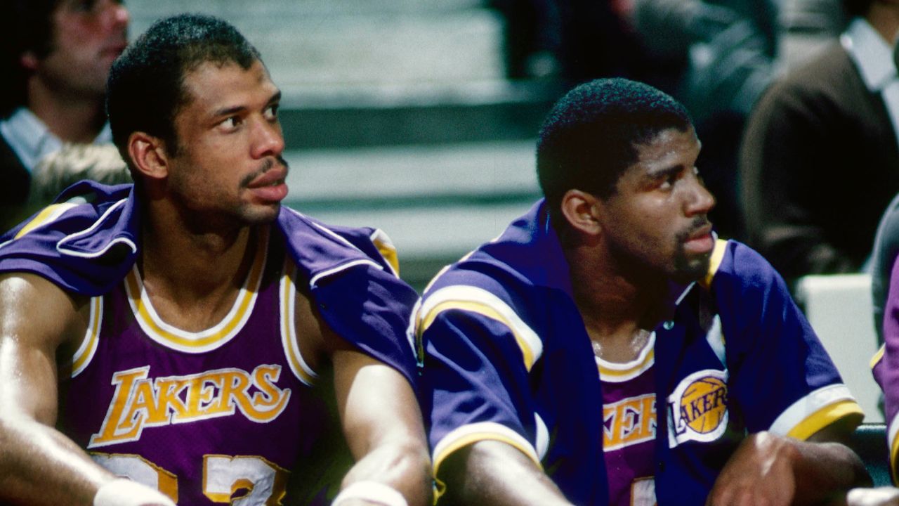 When Rookie Magic Johnson Sat in Kareem Abdul Jabbar’s Locker Room Seat to Send a Message to Laker Teammates