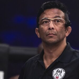 "God Help the Fighters": UFC Fans Hold Their Breath as Controversial Referee Returns at PFL Event
