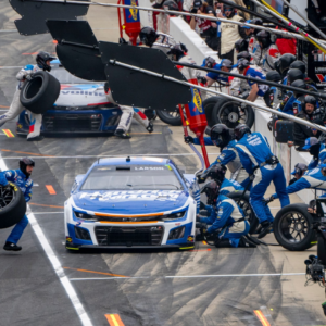 How NASCAR Pit Crews Can Make Or Break A Driver’s Race At Kansas Speedway