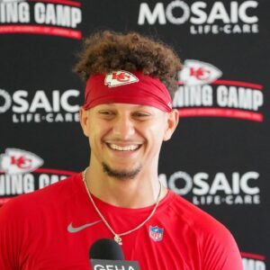 Brittany and Randi Mahomes Reacts After Patrick Forgets To Put His Pants on At Practice