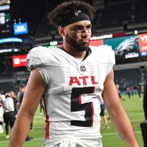 Falcons WR Drake London Reveals His Heartwarming Pregame Ritual With Mom and Dad, a Tradition Since Childhood