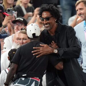 Scottie Pippen Sets Out to Inspire Followers, Preaches How They’re “One Decision Away from a Whole New Life”