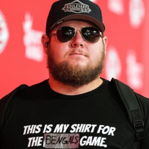 Chiefs Center Creed Humphrey Refuses to Change Game-Day Shirt by Wearing It 3 Weeks in a Row