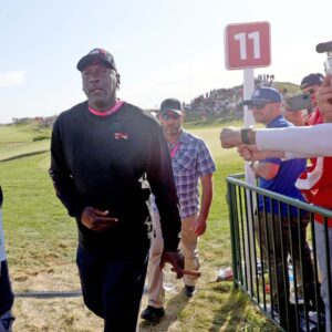 Michael Jordan Being Hounded On The Golf Course By Fans In Barcelona Made Chuck Daly Understand The Gravity Of His Fame