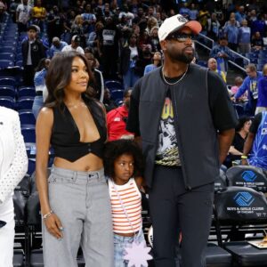 Dwyane Wade's Daughter Kaavia Had an Adorable Reaction to Trying Oysters For the First Time
