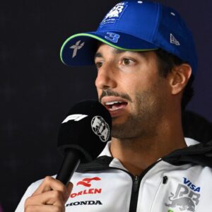 Daniel Ricciardo Taking the Fastest Lap "Doesn't Make Sense", Explains F1 Expert