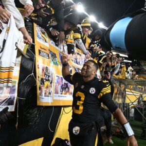 Pittsburgh Steelers quarterback Russell Wilson (3) celebrates a win against the New York Giants at Acrisure Stadium.