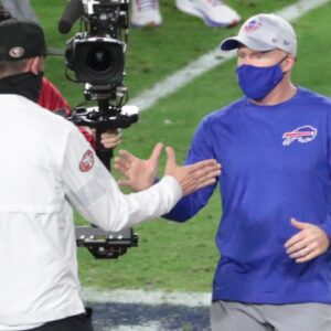 San Francisco 49ers head coach Kyle Shanahan (left) shakes hands with Buffalo Bills head coach Sean McDermott after the Bills won 34-24 at State Farm Stadium.