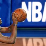 18 Y/O LeBron James Felt "No Pressure", Refused to Value Personal Glory Above Team's Success