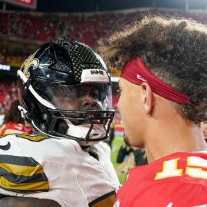 Khalen Saunders and Patrick Mahomes