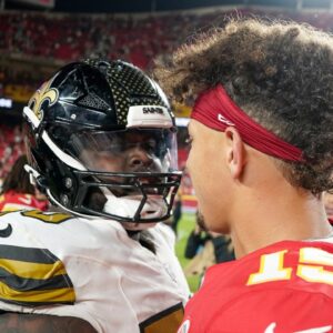 Khalen Saunders’ Brother Explains Why the Saints DT Put On an Oxygen Mask After Intercepting Patrick Mahomes