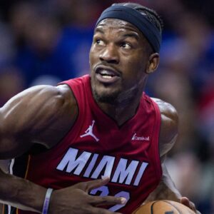 23 Y/O Jimmy Butler Promised to Never Wear a Miami Heat Jersey: "You Can't Like Dwyane Wade"