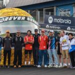 Brazilian Grand Prix 2024 emspor, v l All Formula 1 drivers stand in a replica of the Senna helmet, created by a local artist in collaboration with Sebastian Vettel