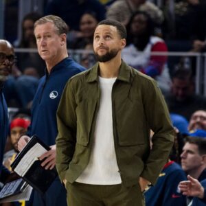 Stephen Curry Injury Update (Nov 30th): Will Warriors Star Play Against Tonight Against Kevin Durant's Suns?