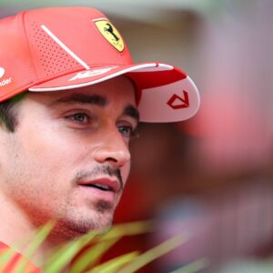 16 Charles Leclerc MCO) Scuderia Ferrari ITA) Ferrari SF-243, during the 2024 Formula 1 Singapore Grand Prix, 18th round of the 2024 Formula 1 World Championship, WM, Weltmeisterschaft from September 20 to 22, 2024 at the Singapore Circuit