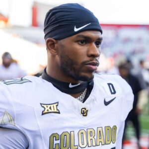 Colorado Buffalos safety Shilo Sanders (21) against the Arizona Wildcats at Arizona Stadium.