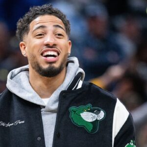 Indiana Pacers guard Tyrese Haliburton (0) in the first half against the Memphis Grizzlies at Gainbridge Fieldhouse.