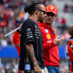 Lewis Hamilton (Mercedes AMG Petronas Formula One Team, Großbritannien, 44), Charles Leclerc (Scuderia Ferrari HP, Monaco, 16) bei der Fahrerparade im Estadio GNP Seguros Foro Sol, MEX, Formel 1 Weltmeisterschaft, Grand Prix von Mexiko City, Autodromo Hermanos Rodriguez, Rennen, 27.10.2024