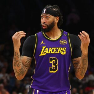 Lakers center Anthony Davis