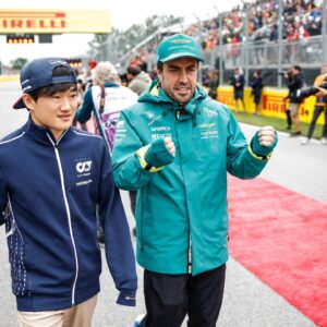 22 Yuki Tsunoda (JPN, Scuderia AlphaTauri), 14 Fernando Alonso (ESP, Aston Martin Aramco Cognizant F1 Team), F1 Grand Prix of Canada at Circuit Gilles-Villeneuve