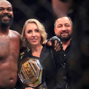 November 17, 2024: El campeoÂ³n de peso pesado de UFC, Jon Jones, con su prometida Jessie Moses, celebra su victoria por nocaut to cnico contra el retador Stipe Miocic durante su pelea por el toÂ­tulo de peso pesado de UFC 309. - ZUMAla2_ 0779969143st Copyright: xKenaxBetancurx