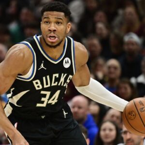 Milwaukee Bucks forward Giannis Antetokounmpo (34) drives to the basket against the Cleveland Cavaliers during the first quarter at Rocket Mortgage FieldHouse