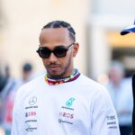 Lewis Hamilton (UK, Mercedes AMG Petronas F1 Team 44) mit Esteban Ocon (FRA, BWT Alpine F1 Team 31), USA, Formel 1 Grand Prix der USA, Circuit of the Americas Austin, Mediaday, 20.10.2022