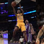 Nick Young (L), Lou Williams (C), D'Angelo Russell (R)