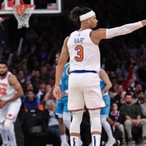 New York Knicks guard Josh Hart (3) reacts during the first half against the Charlotte Hornets at Madison Square Garden