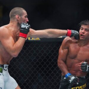 Sean Strickland injures Sneako