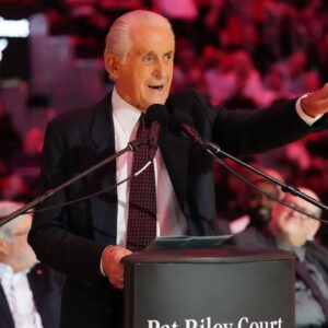 Miami Heat president Pat Riley addresses the crowd during the Pat Riley Court dedication ceremony at halftime at Kaseya Center