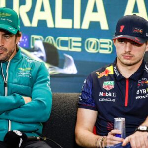 14 Fernando Alonso (ESP, Aston Martin Aramco Cognizant F1 Team), 1 Max Verstappen (NLD, Oracle Red Bull Racing), F1 Grand Prix of Australia at Albert Park Circuit on March 30, 2023 in Melbourne, Australia