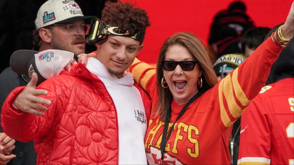 Kansas City Chiefs quarterback Patrick Mahomes (15) celebrates with his mother Randi Martin during the Kansas City Chiefs Super Bowl parade.