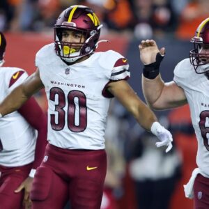 Jayden Daniels, Austin Ekeler, Tyler Biadasz