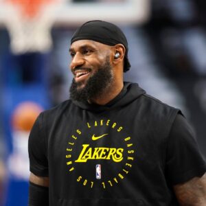 NBA: LeBron James Los Angeles Lakers at Dallas Mavericks